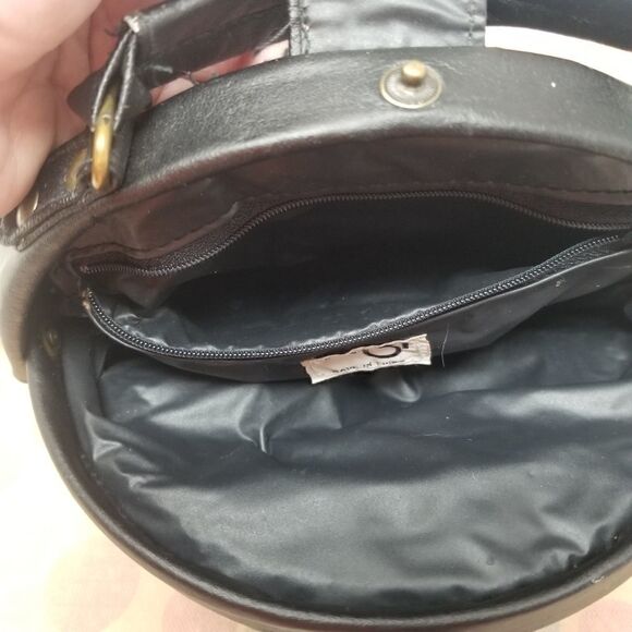 MITZI Unique Vintage Look Handbag. - Picture 6 of 9